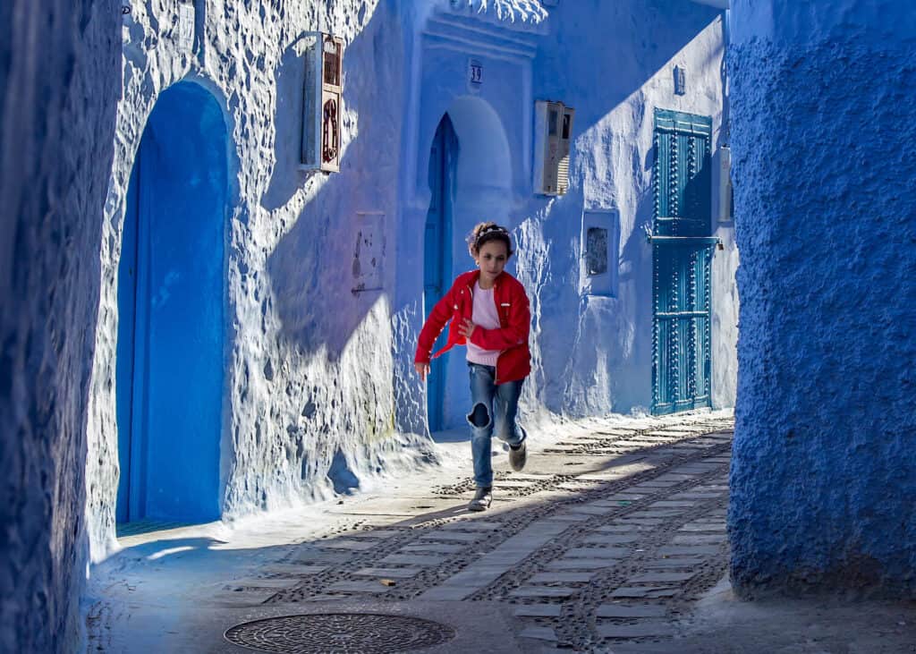 find great opportunities for street photography in chefchaouen